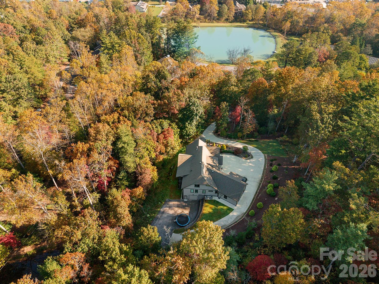 8 Lakeview Drive Property Photo 6