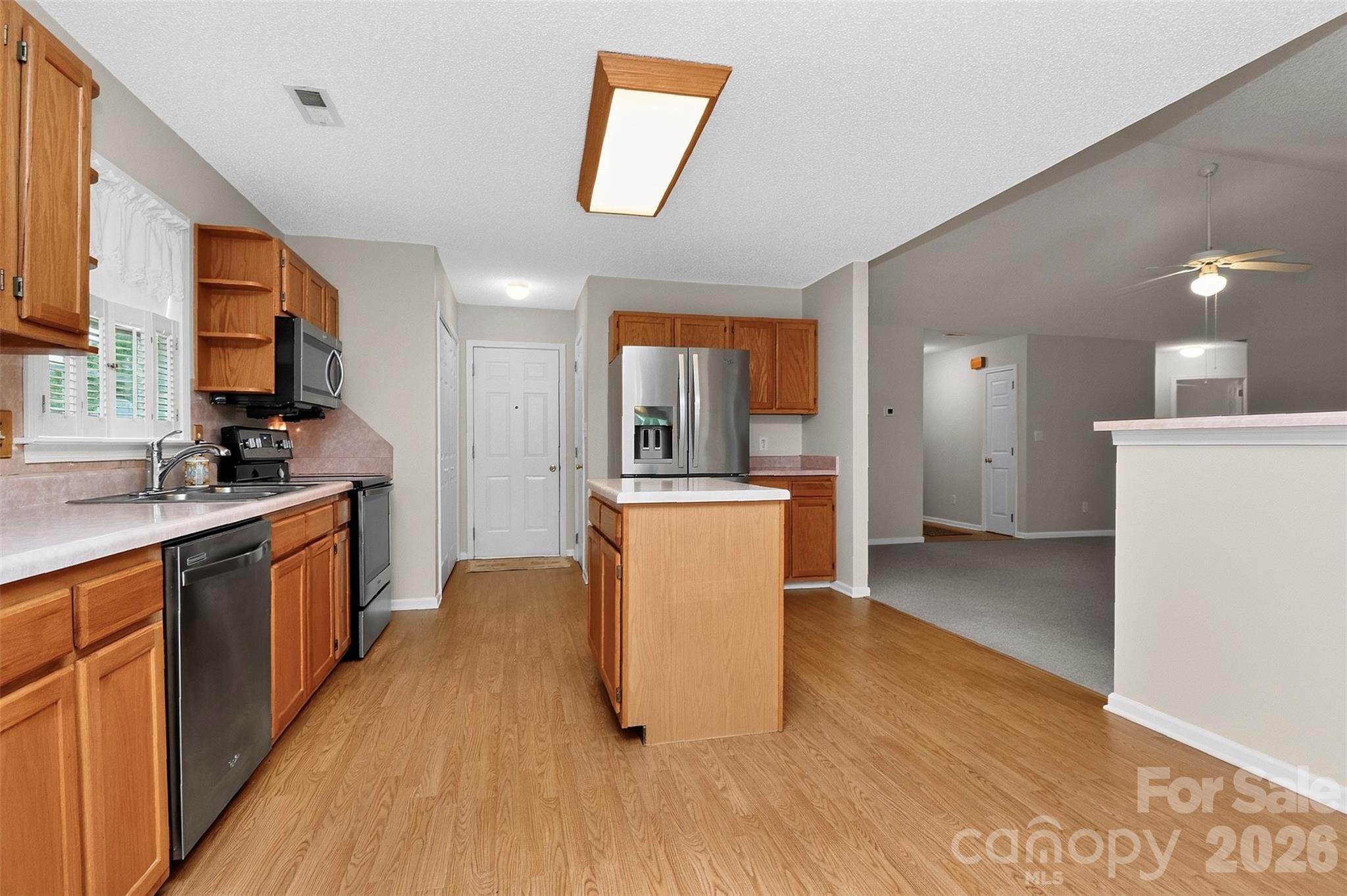 4619 Winterberry Lane Property Photo 11