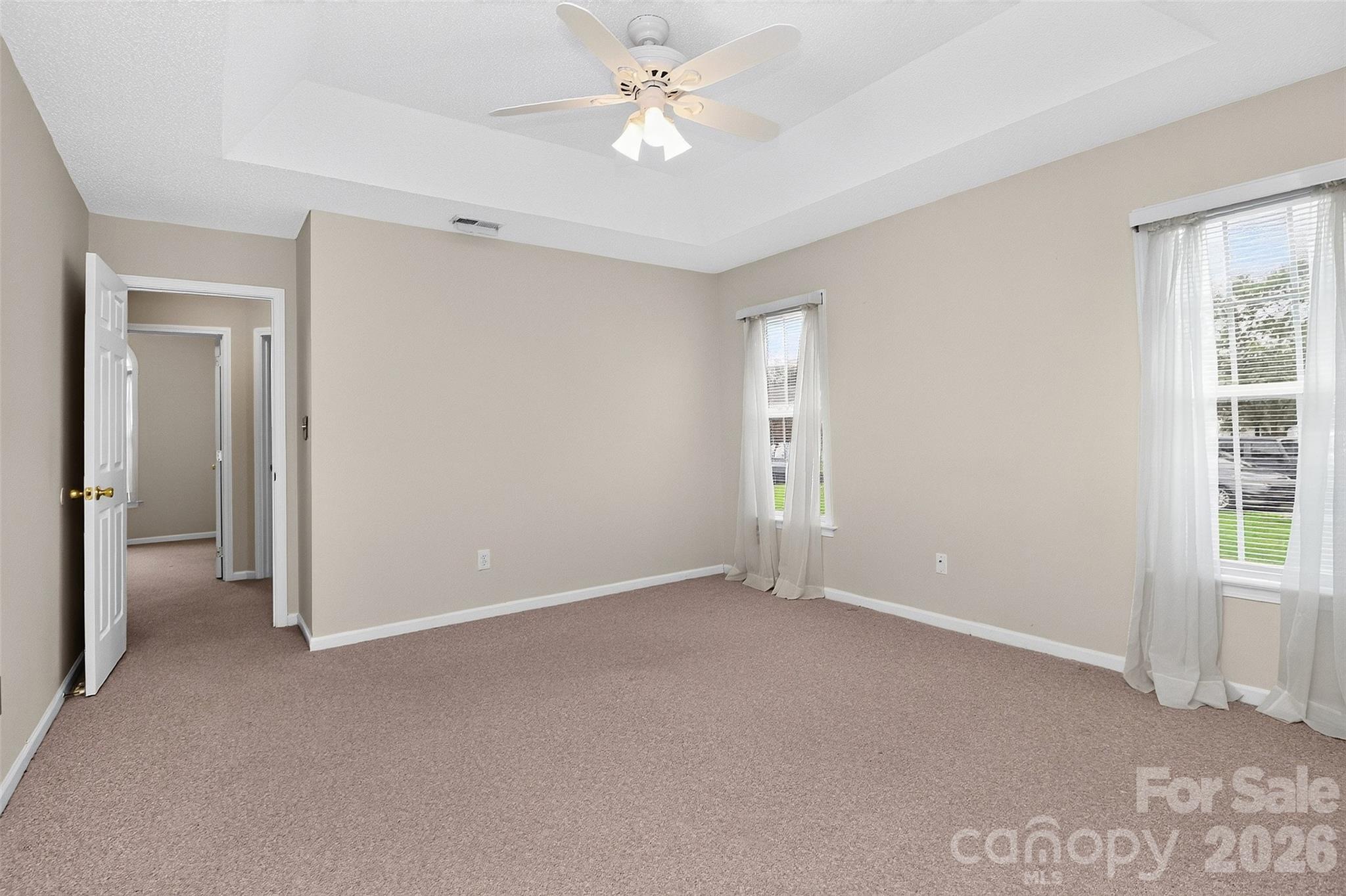 4619 Winterberry Lane Property Photo 18