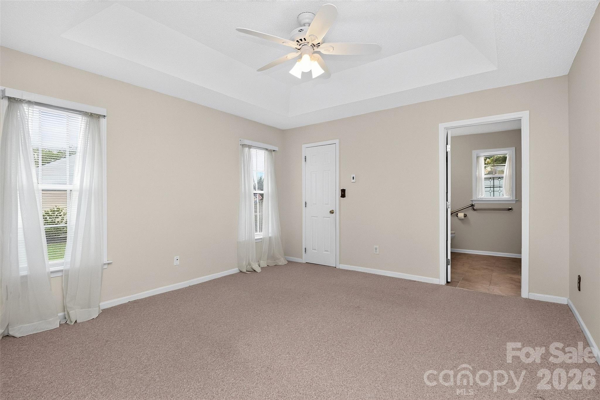 4619 Winterberry Lane Property Photo 19