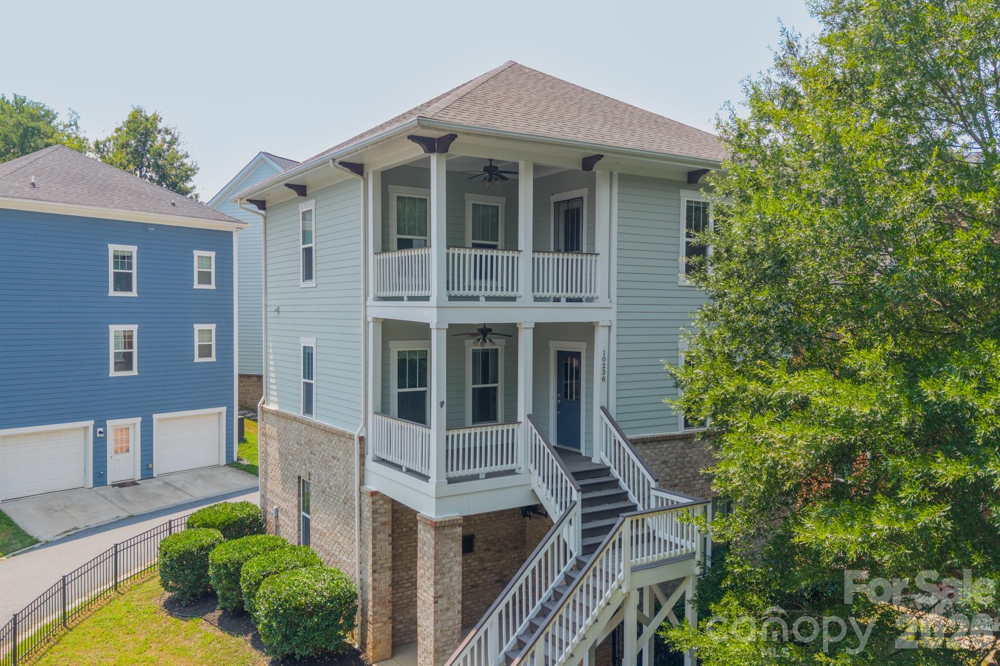 10236 Vanguard Parkway