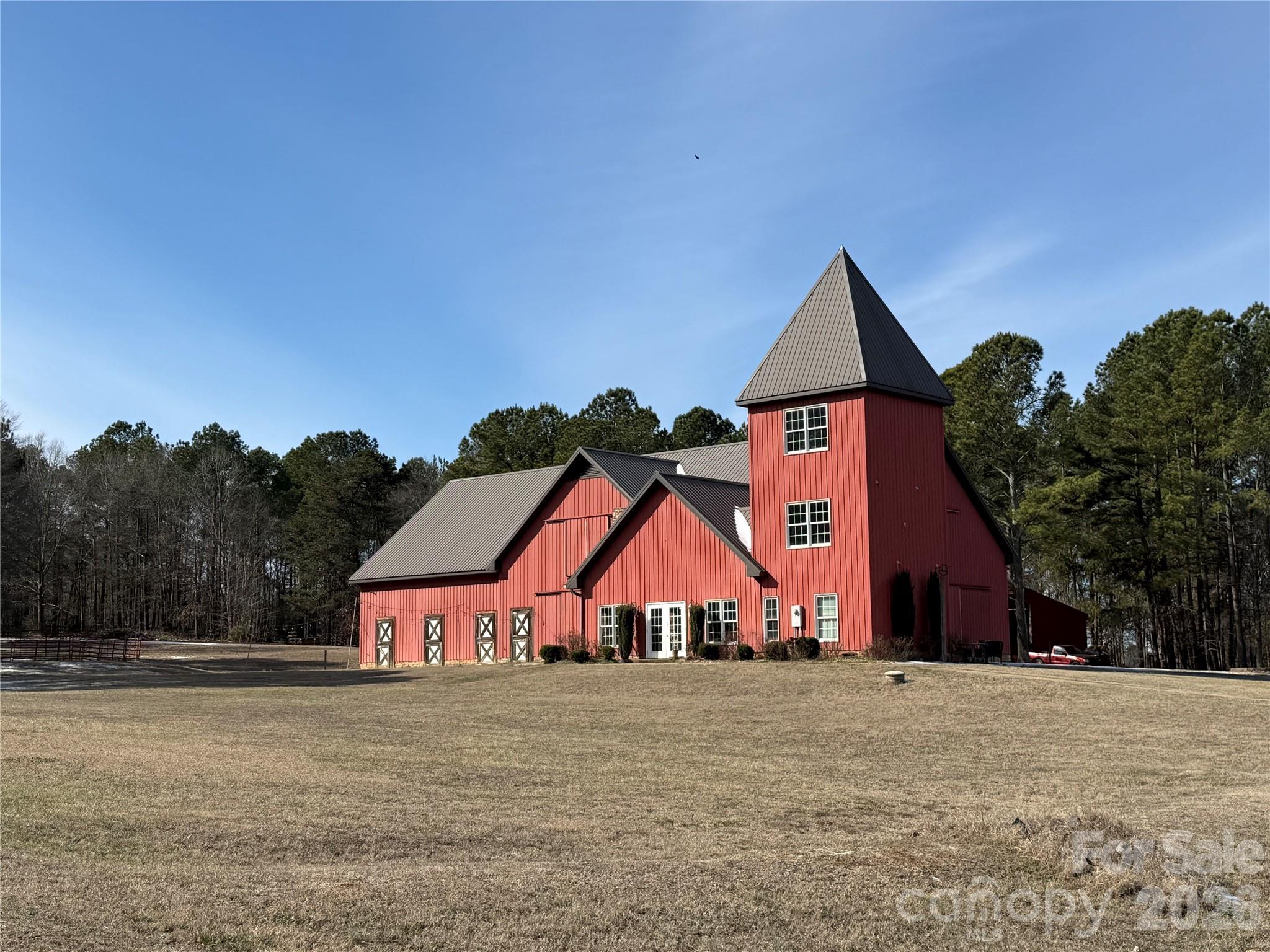 868 Bellegray Road Property Photo 11