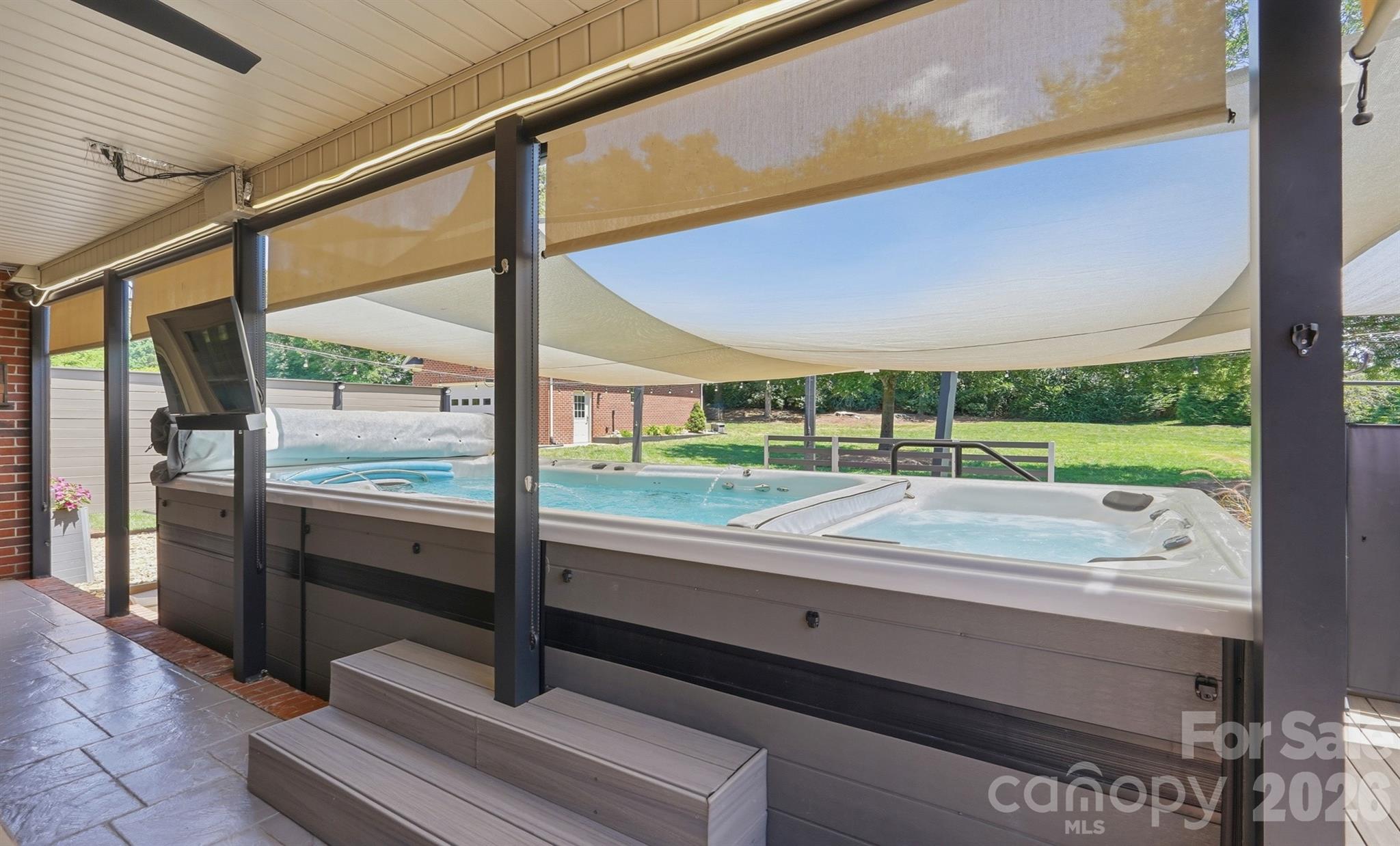 2712 Smith Field Drive Property Photo 18