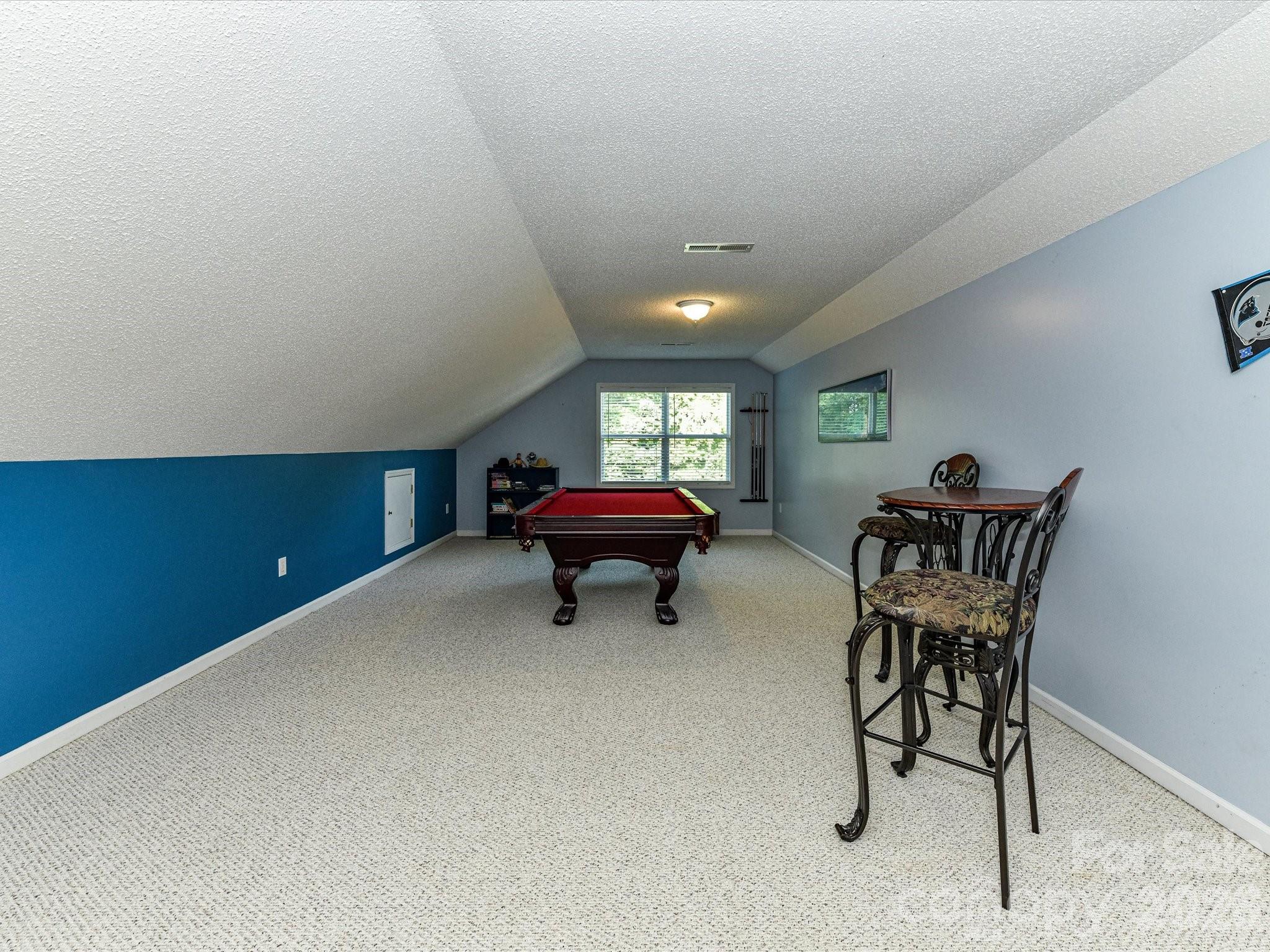 8227 Laurel Oak Court Property Photo 24
