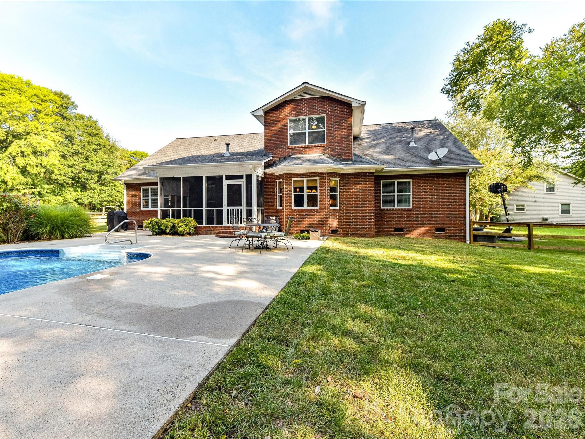 8227 Laurel Oak Court Property Photo 37