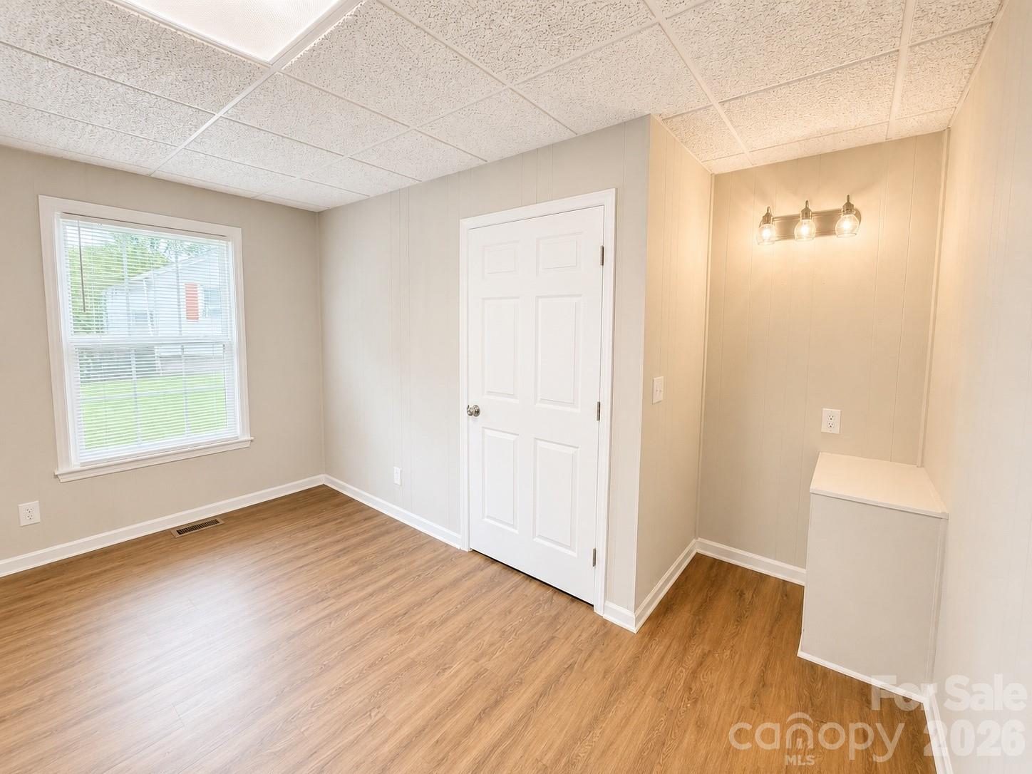 2449 Myrtle Avenue Property Photo 13