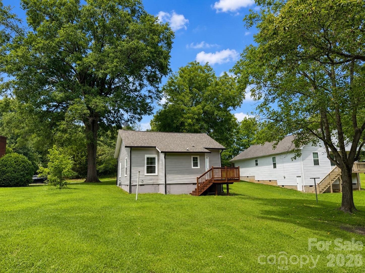 2449 Myrtle Avenue Property Photo 16