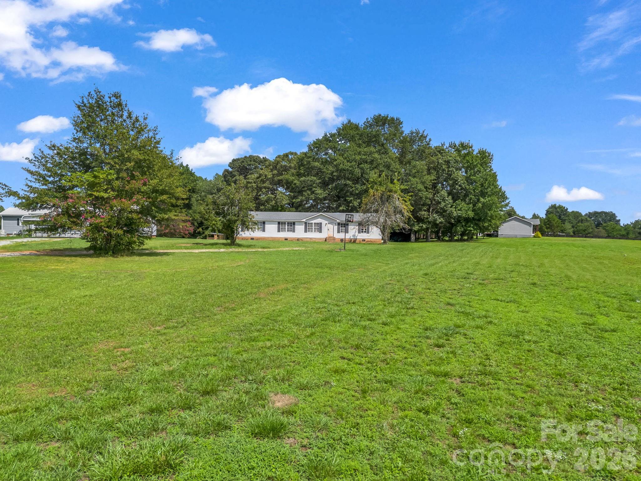 3204 Frank Grigg Drive Property Photo 1