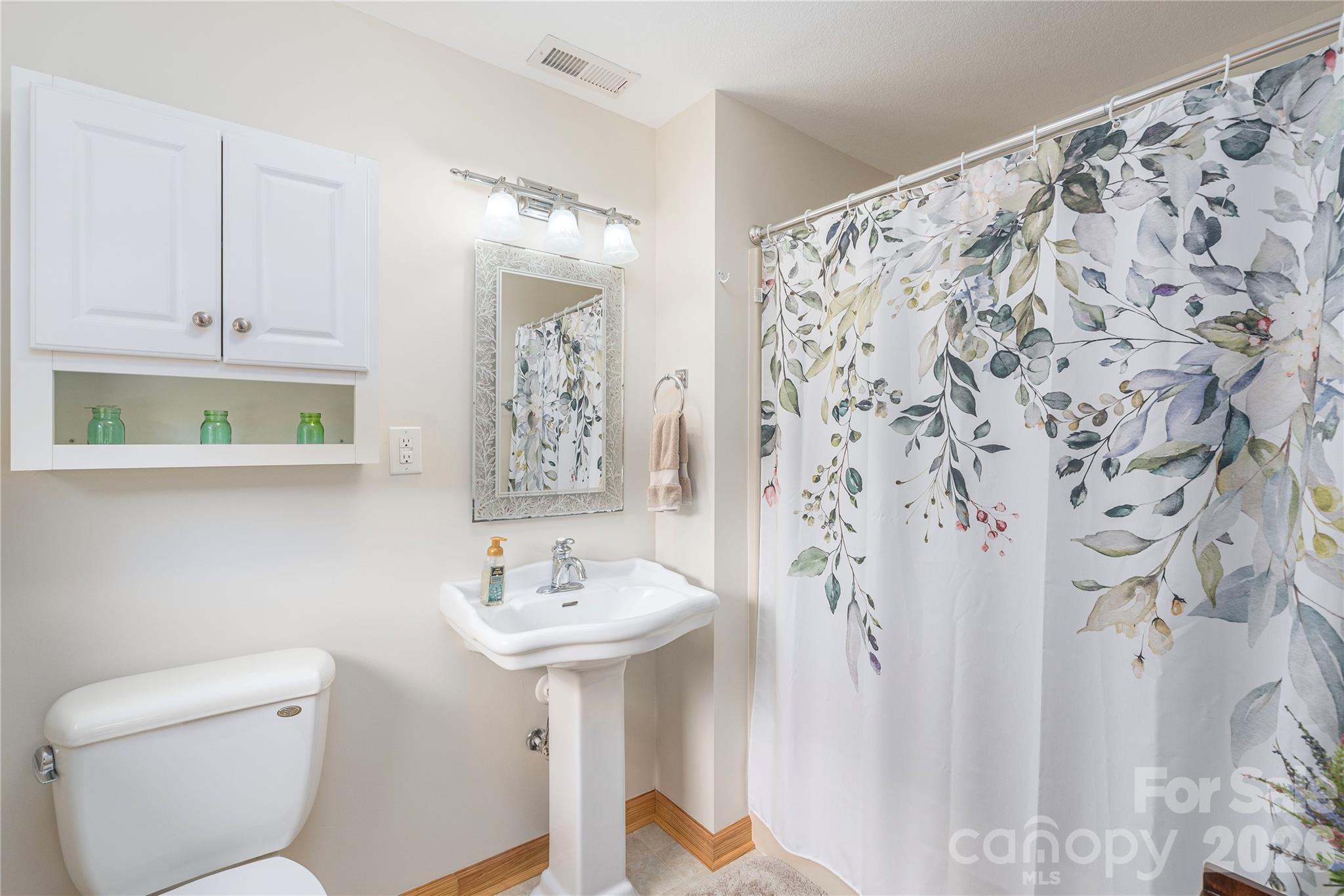 1075 Moody Farm Road Property Photo 11