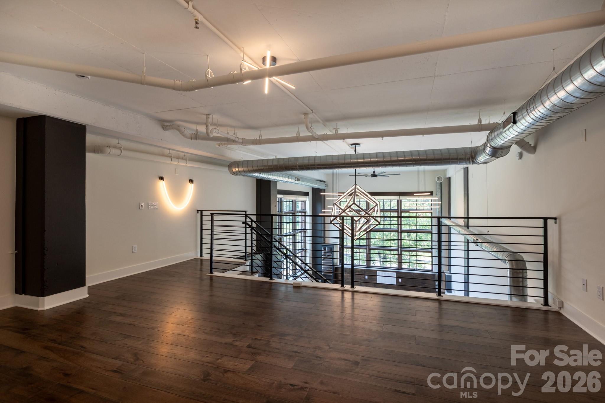 715 N Graham Street 201 Property Photo 17