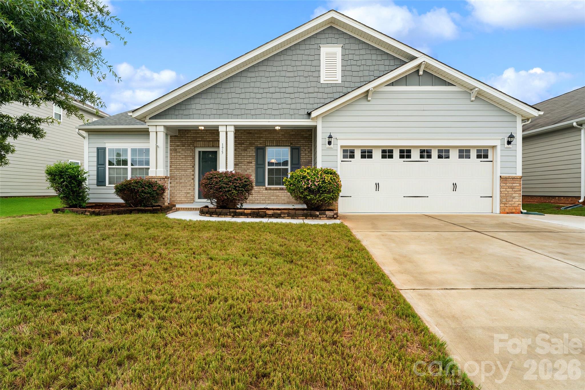 175 Glastonbury Drive Property Photo 1