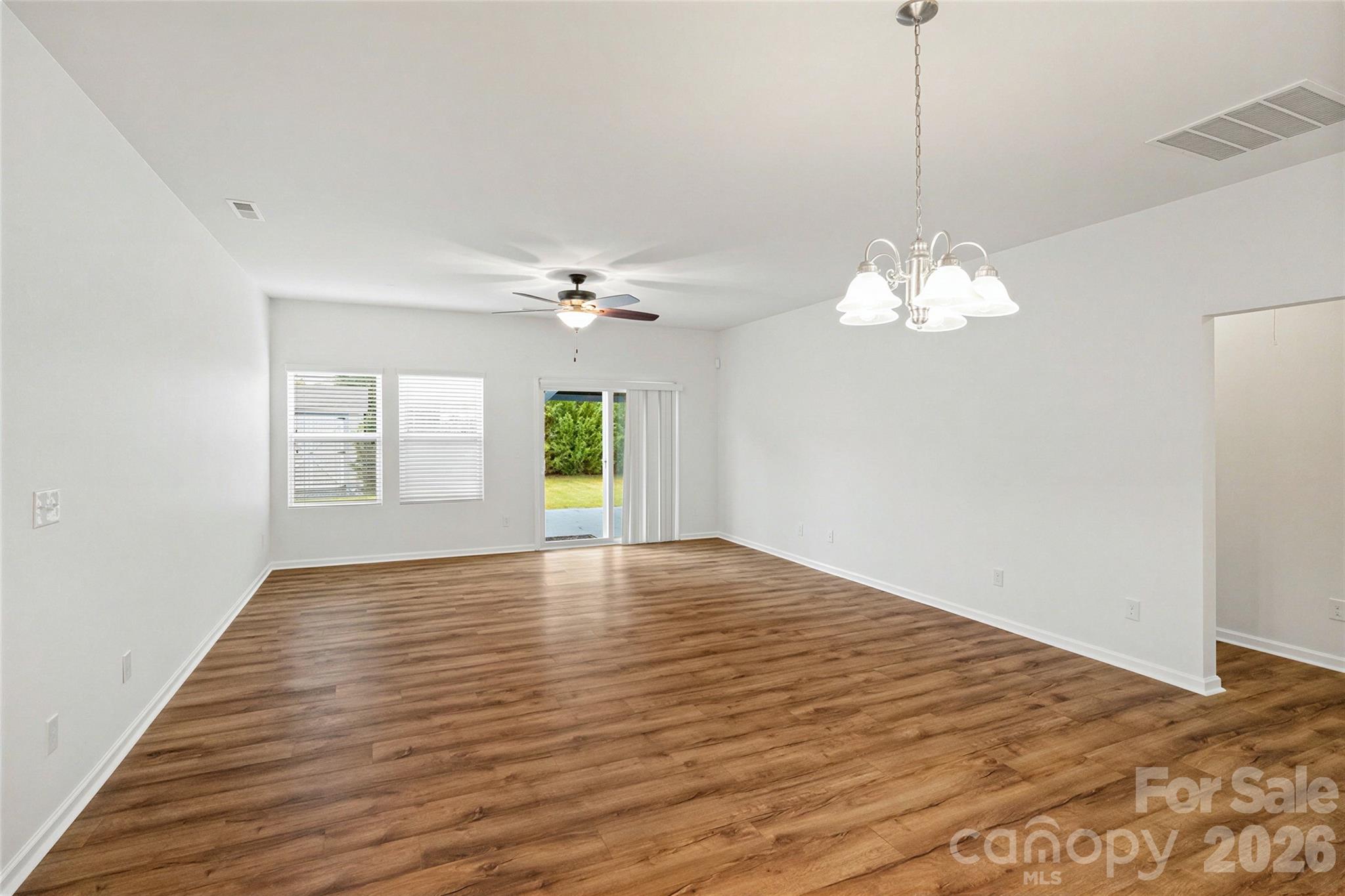 175 Glastonbury Drive Property Photo 9