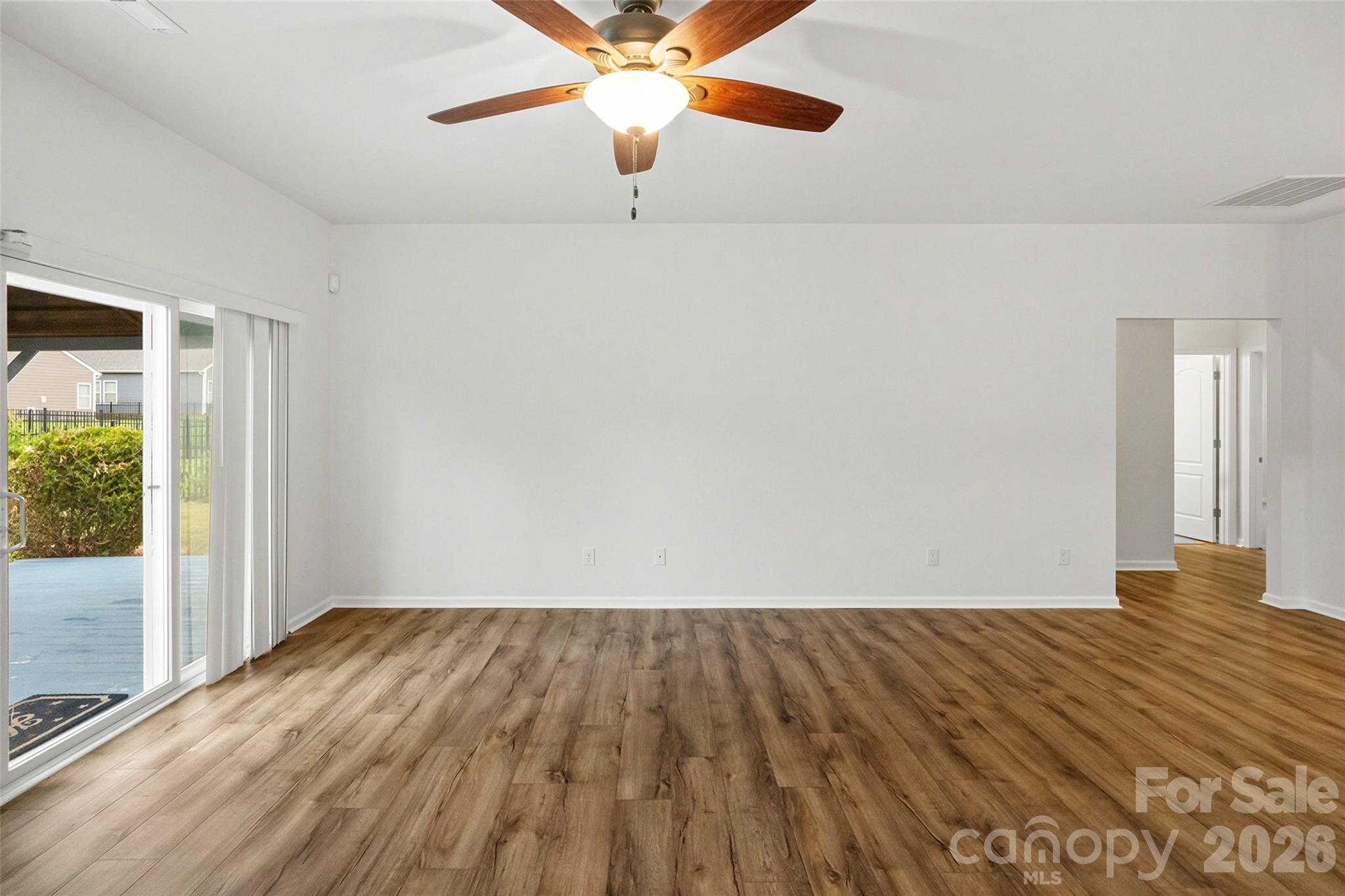 175 Glastonbury Drive Property Photo 17