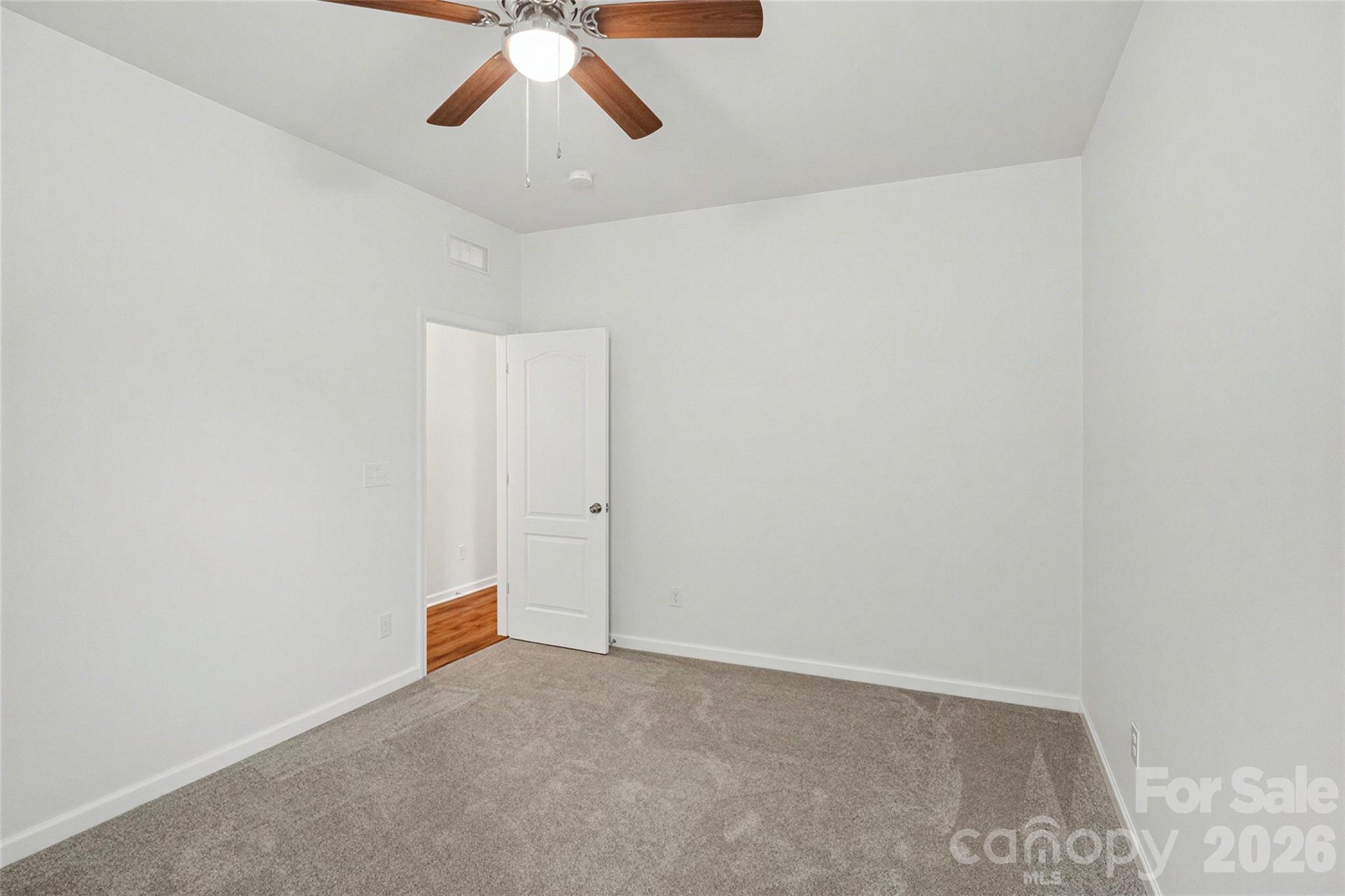 175 Glastonbury Drive Property Photo 30