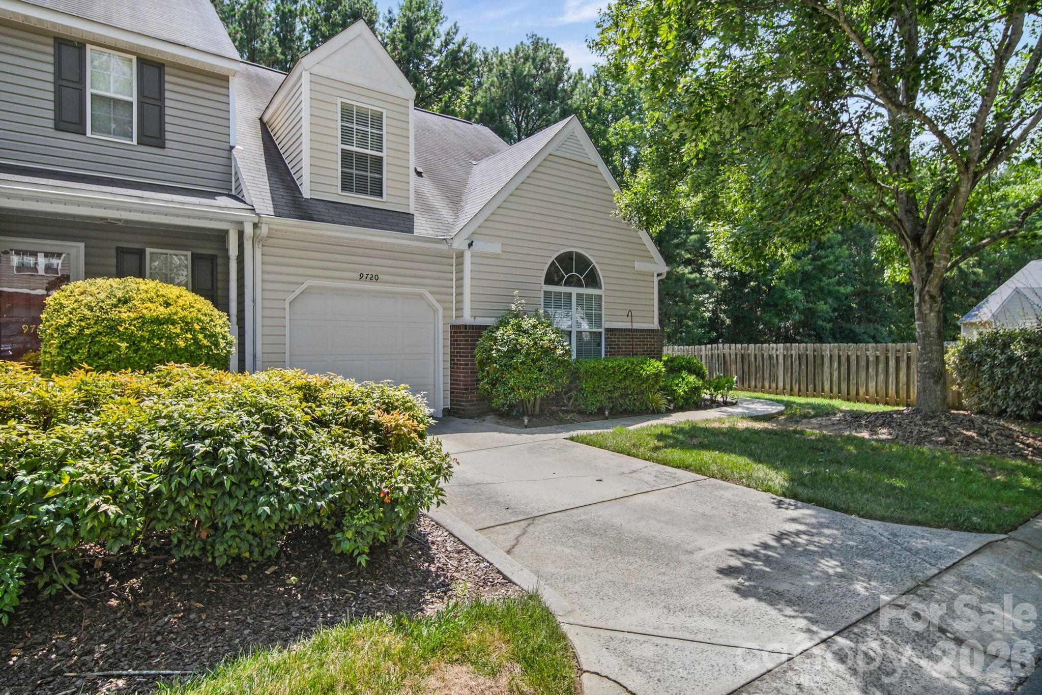 9720 Mattforest Circle Property Photo 4