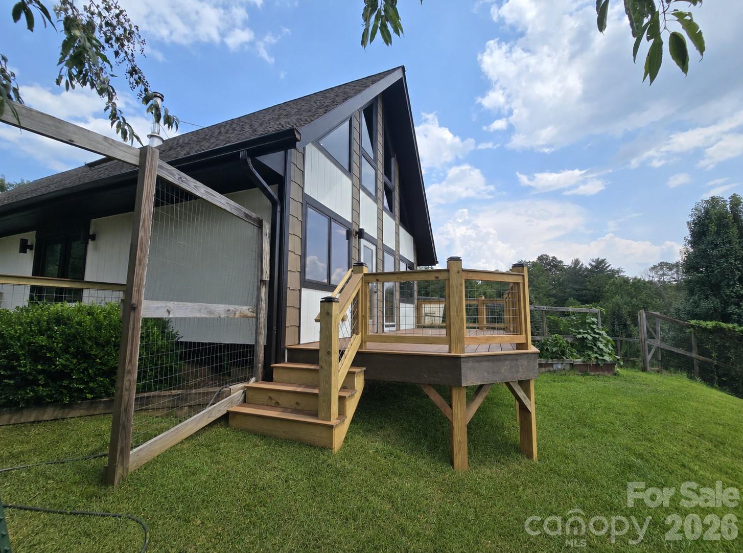 98 Tom Arthur Lane Property Photo 1