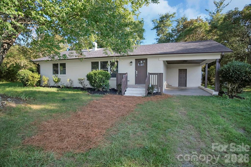 238 Davis Road Property Photo 3