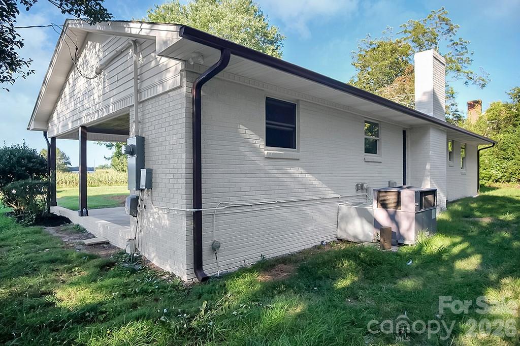 238 Davis Road Property Photo 27