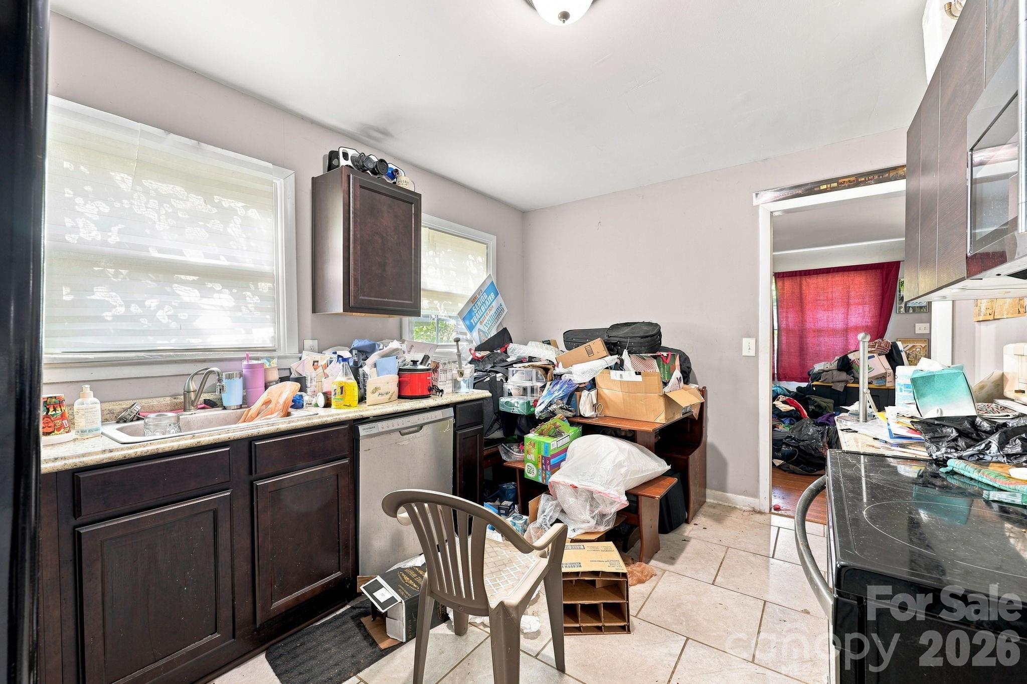 1400 Lasalle Street Property Photo 6