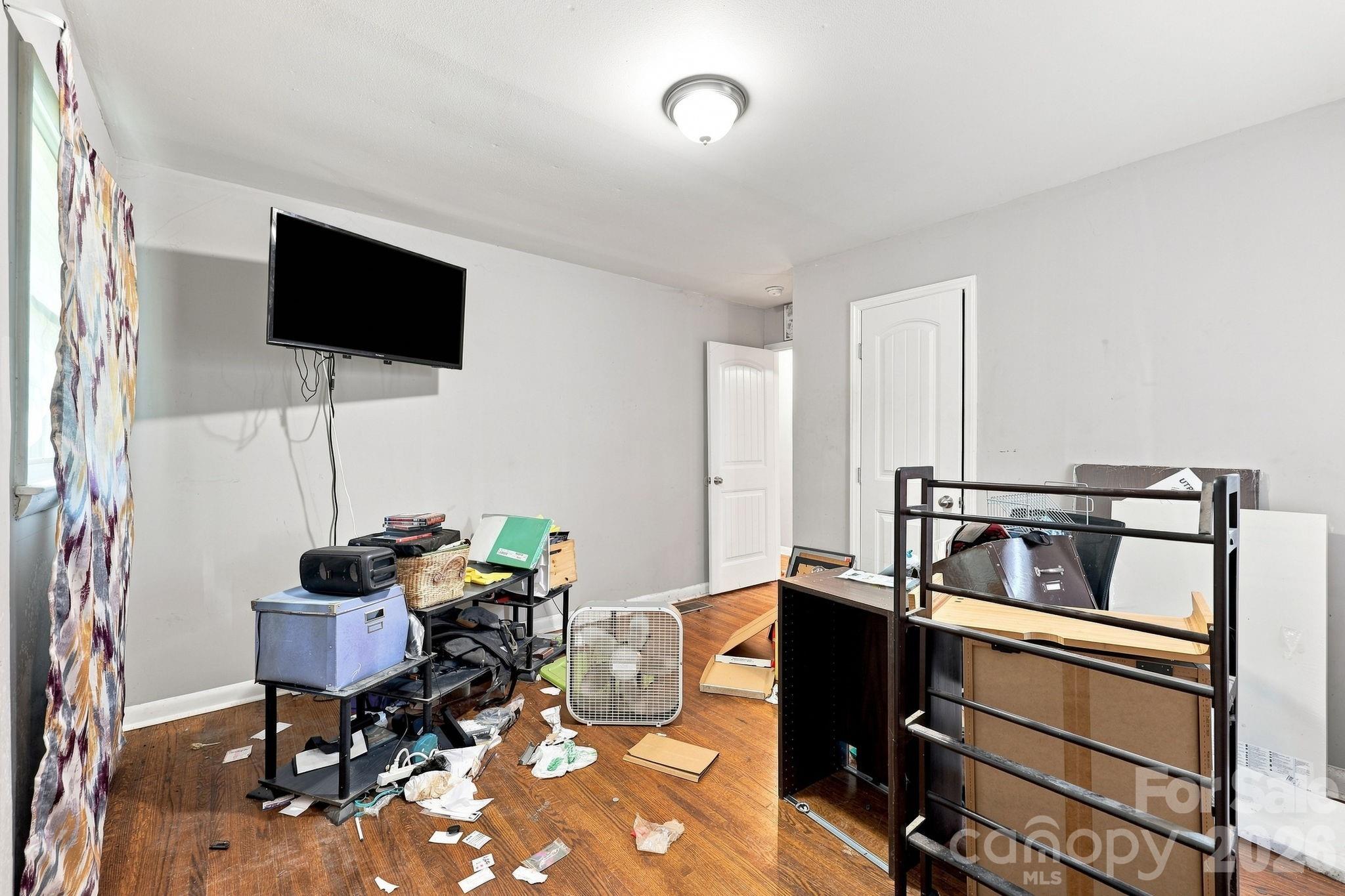 1400 Lasalle Street Property Photo 15