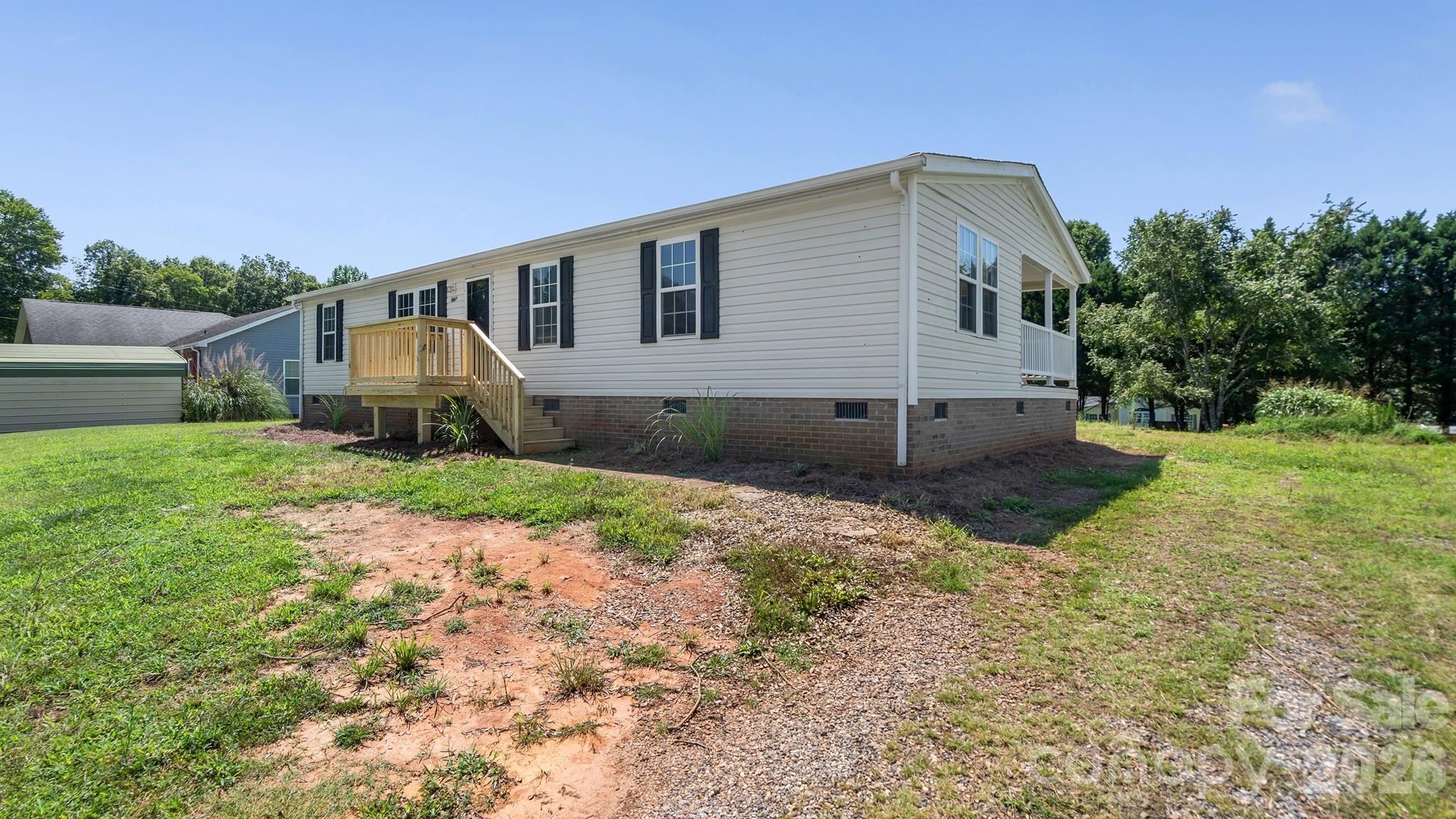 178 Zircon Drive Property Photo 3