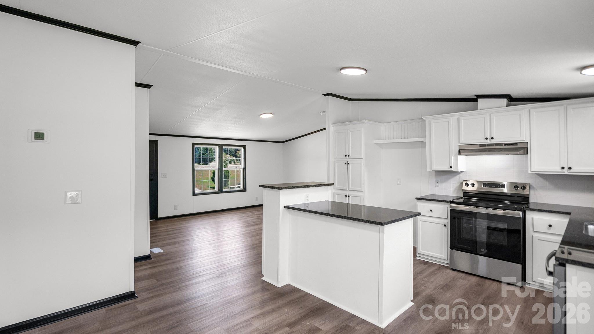 178 Zircon Drive Property Photo 11