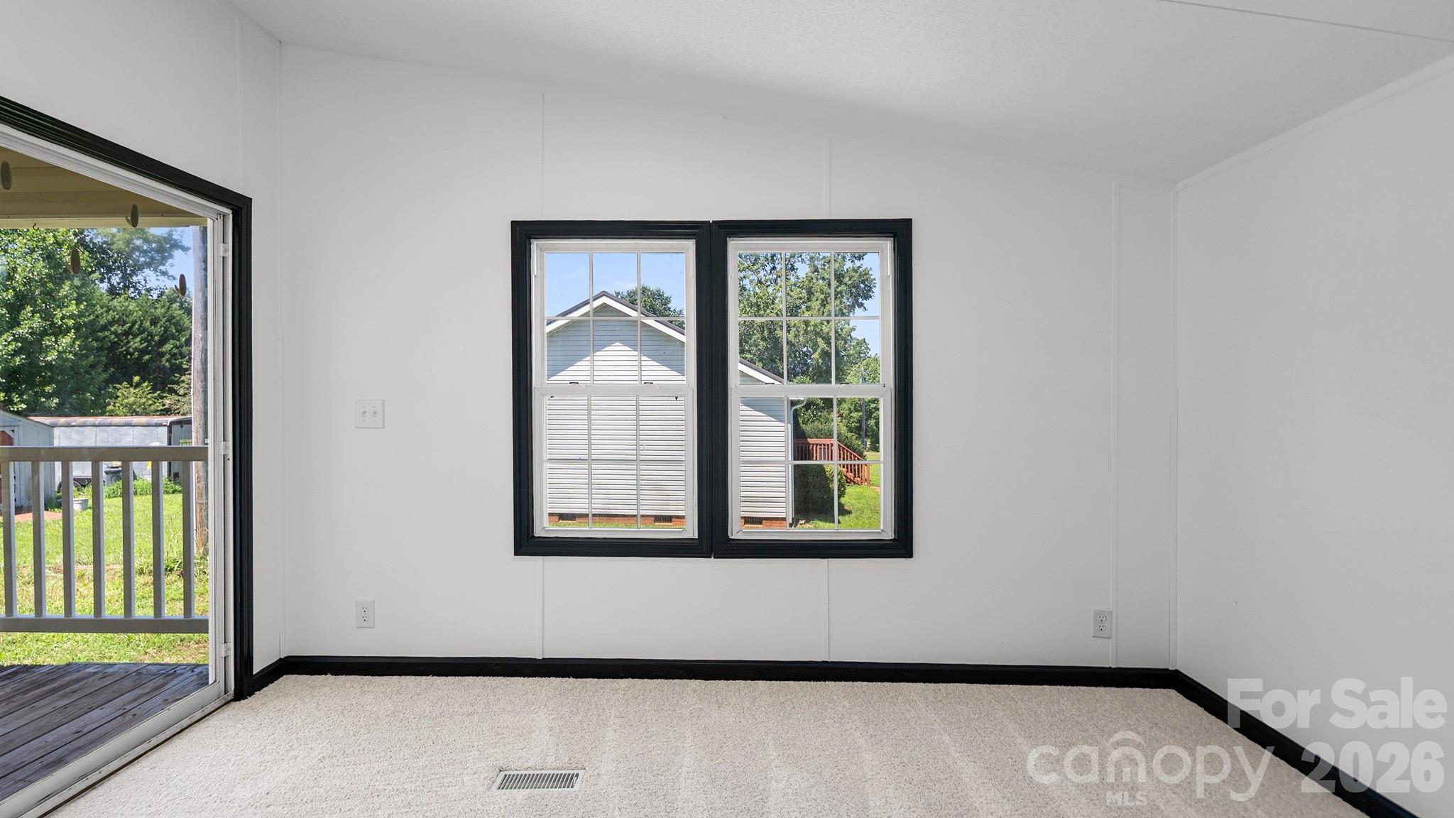 178 Zircon Drive Property Photo 29