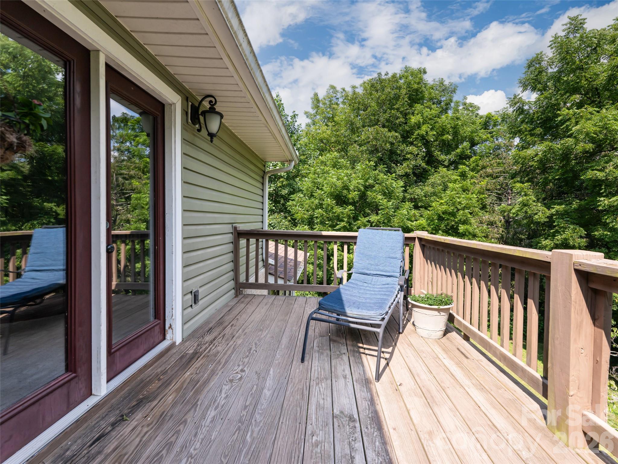 61 Sherwood Forest Drive Property Photo 25