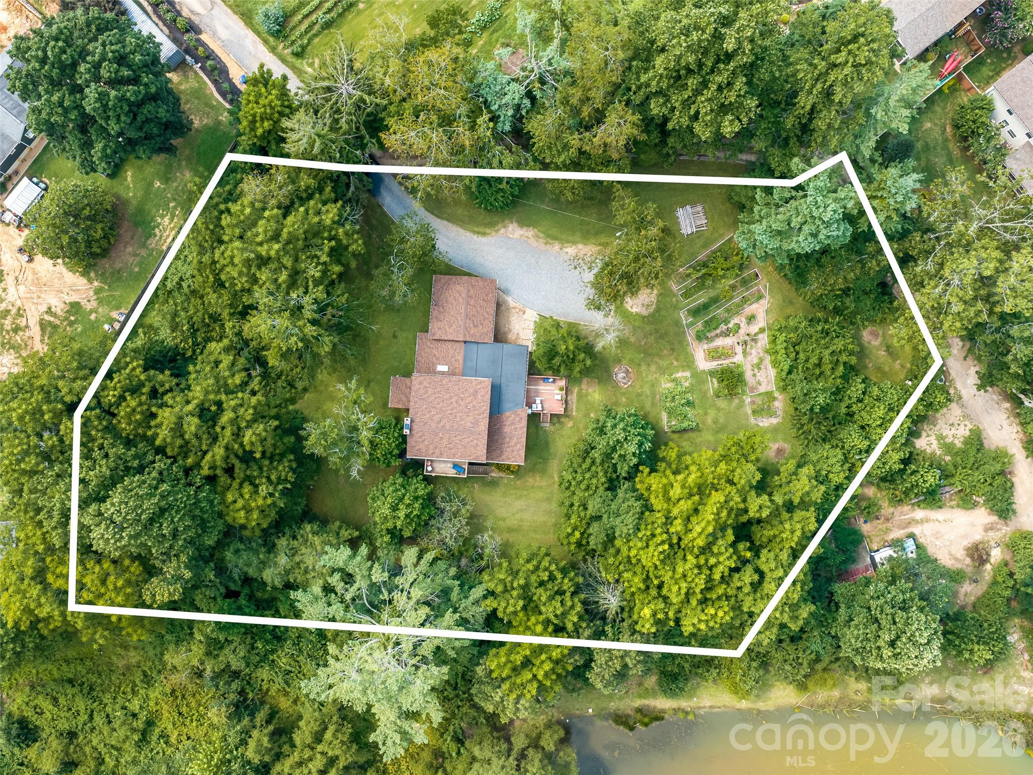 61 Sherwood Forest Drive Property Photo 39