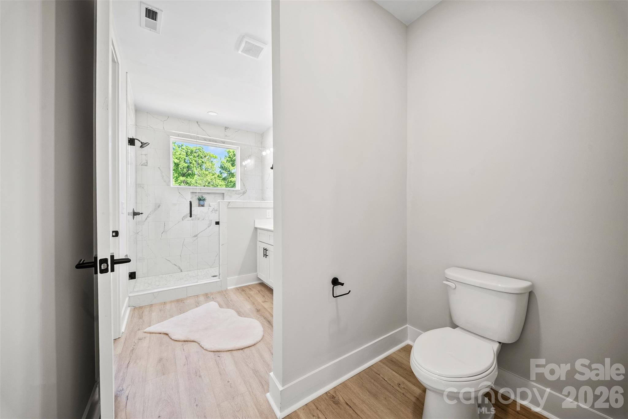210 Silver Creek Drive Property Photo 31