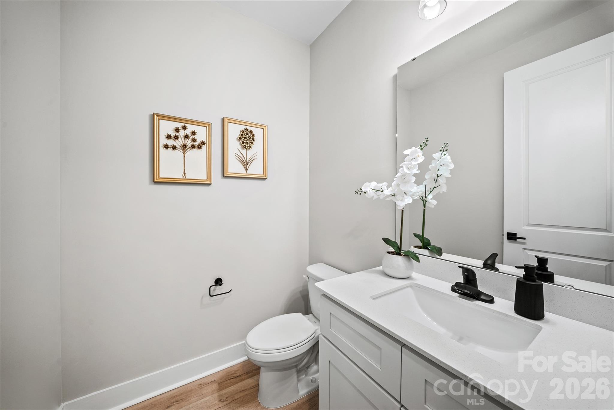 210 Silver Creek Drive Property Photo 37