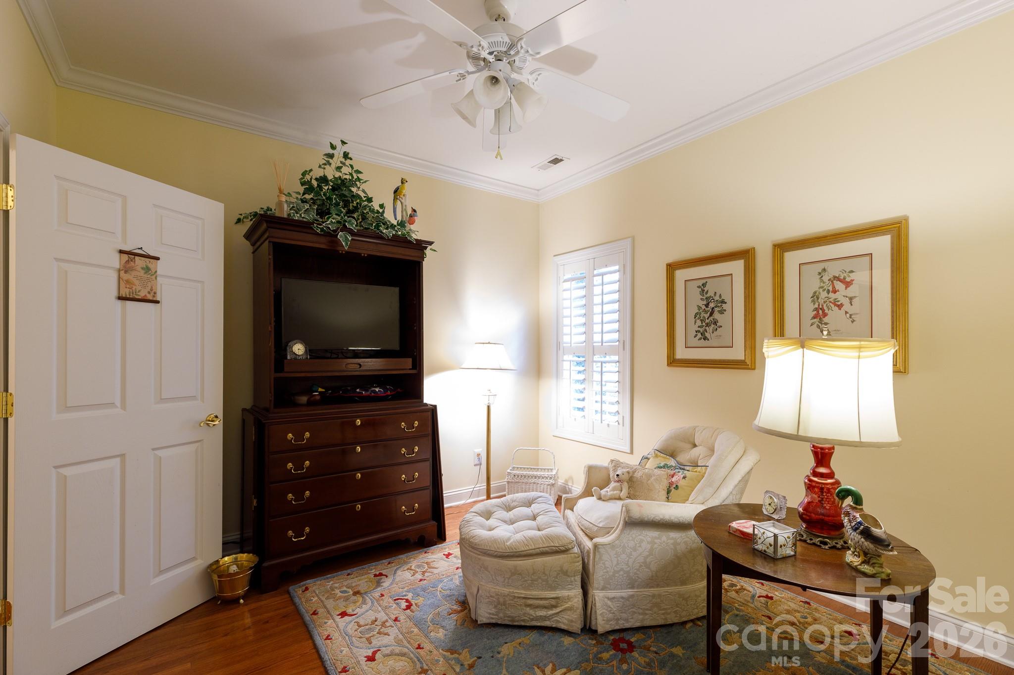 952 Lake Club Drive Property Photo 15