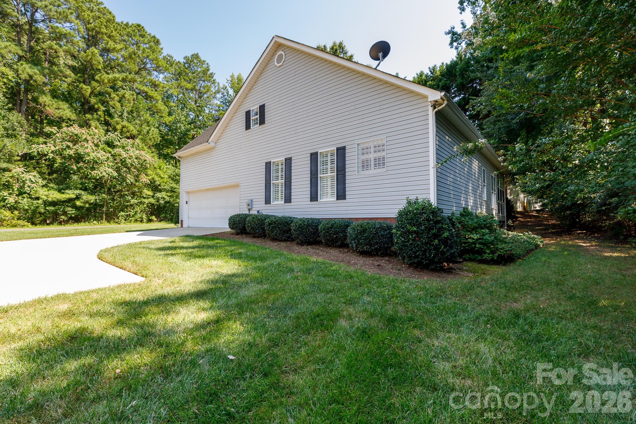 952 Lake Club Drive Property Photo 26