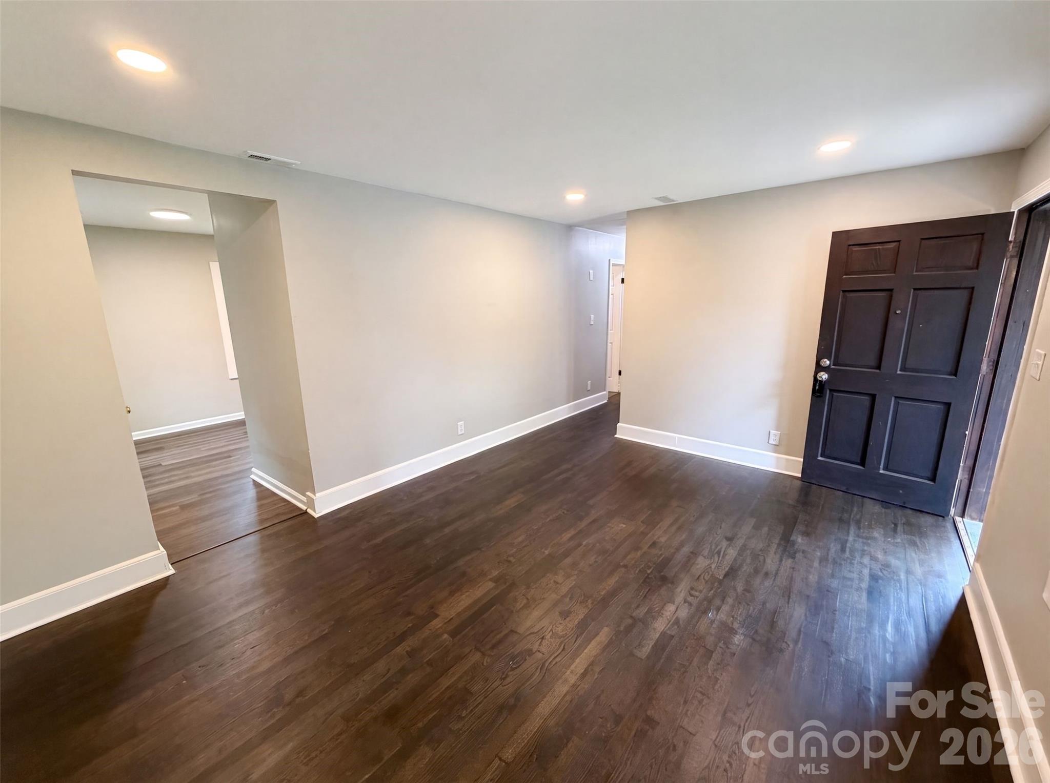 528 Kentbrook Drive Property Photo 6