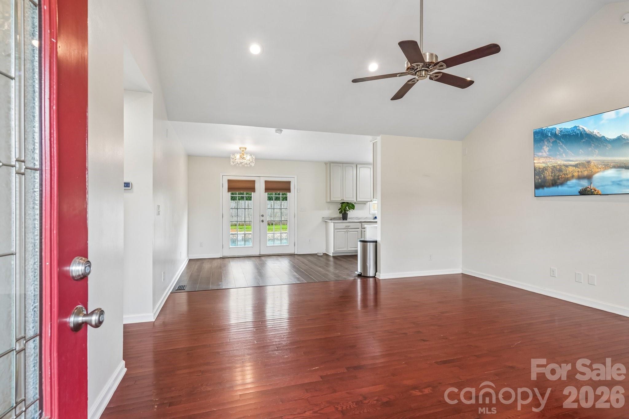274 Cruse Road Property Photo 6