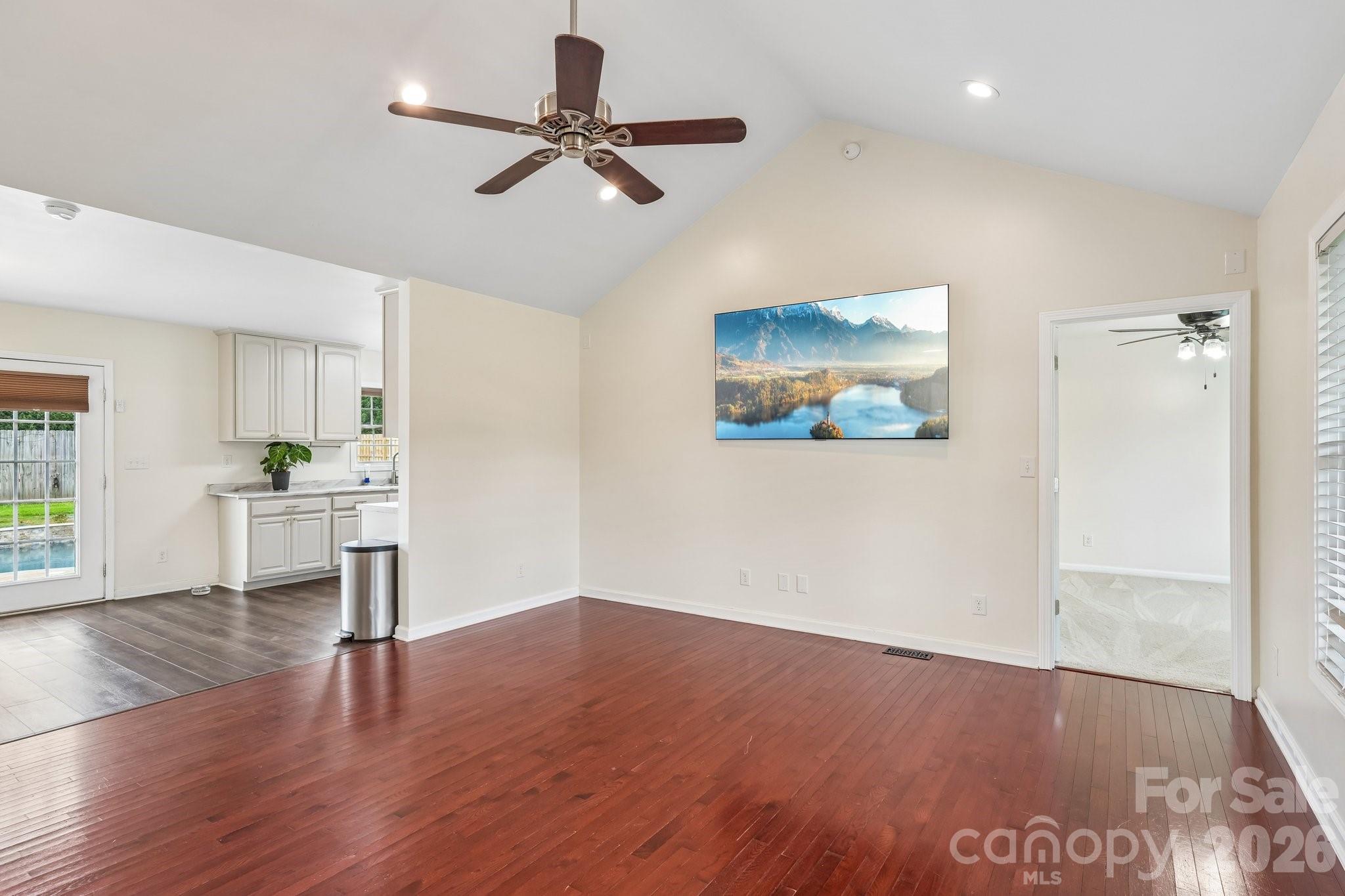 274 Cruse Road Property Photo 7