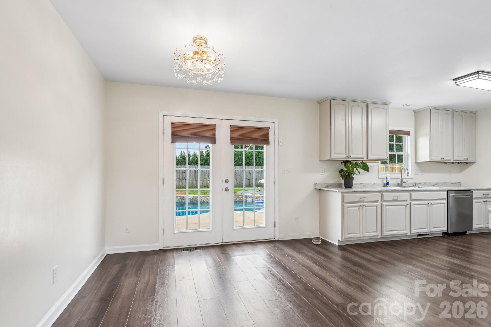 274 Cruse Road Property Photo 12