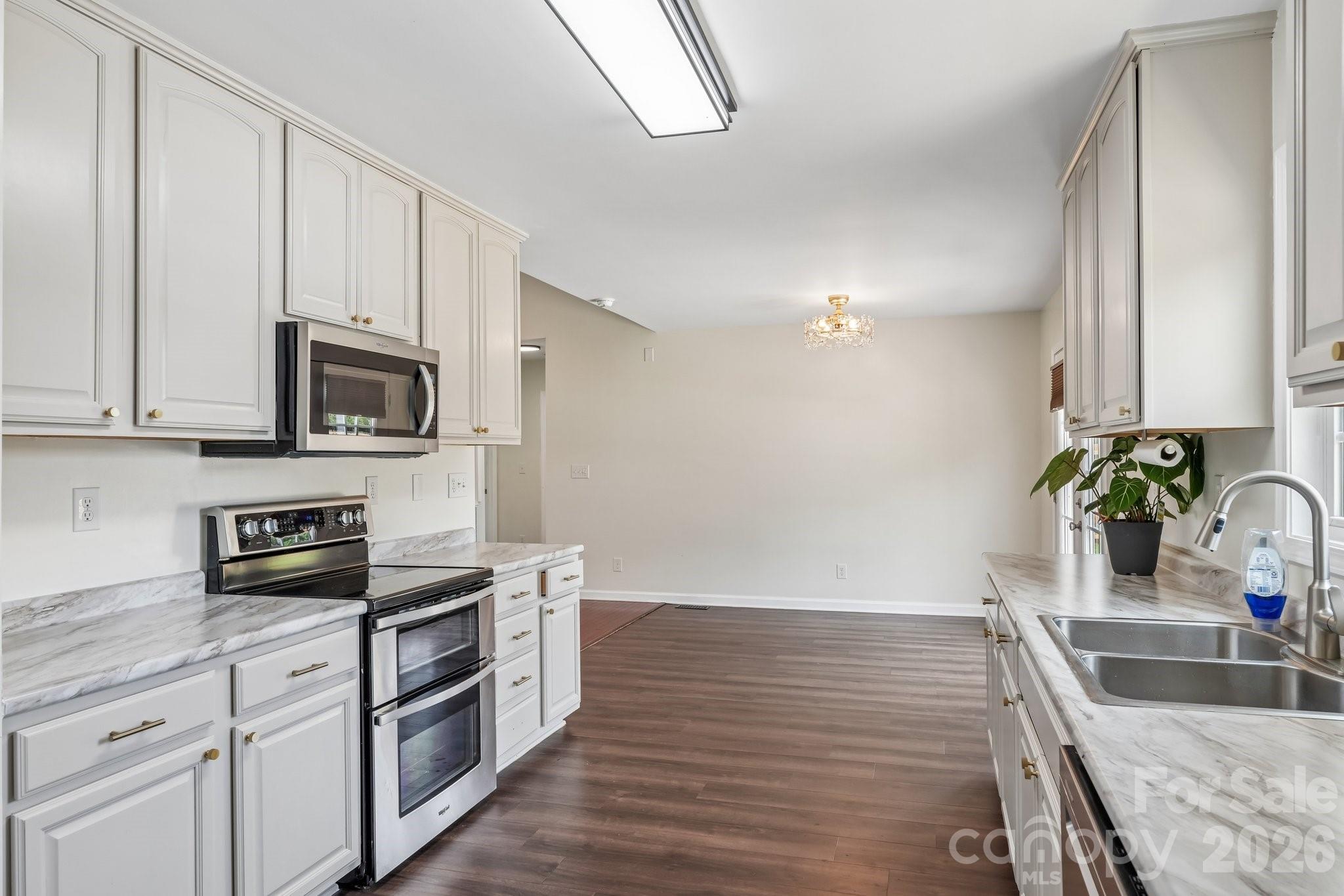 274 Cruse Road Property Photo 15