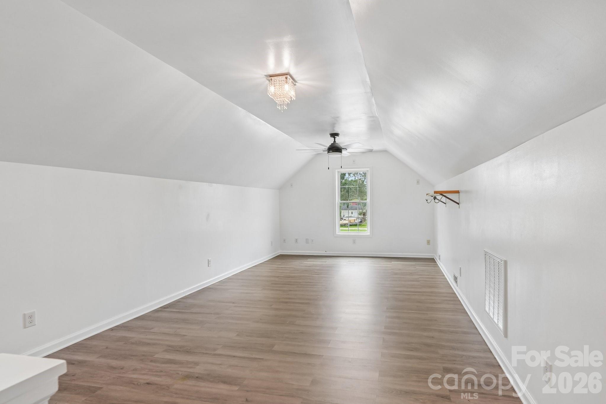 274 Cruse Road Property Photo 33
