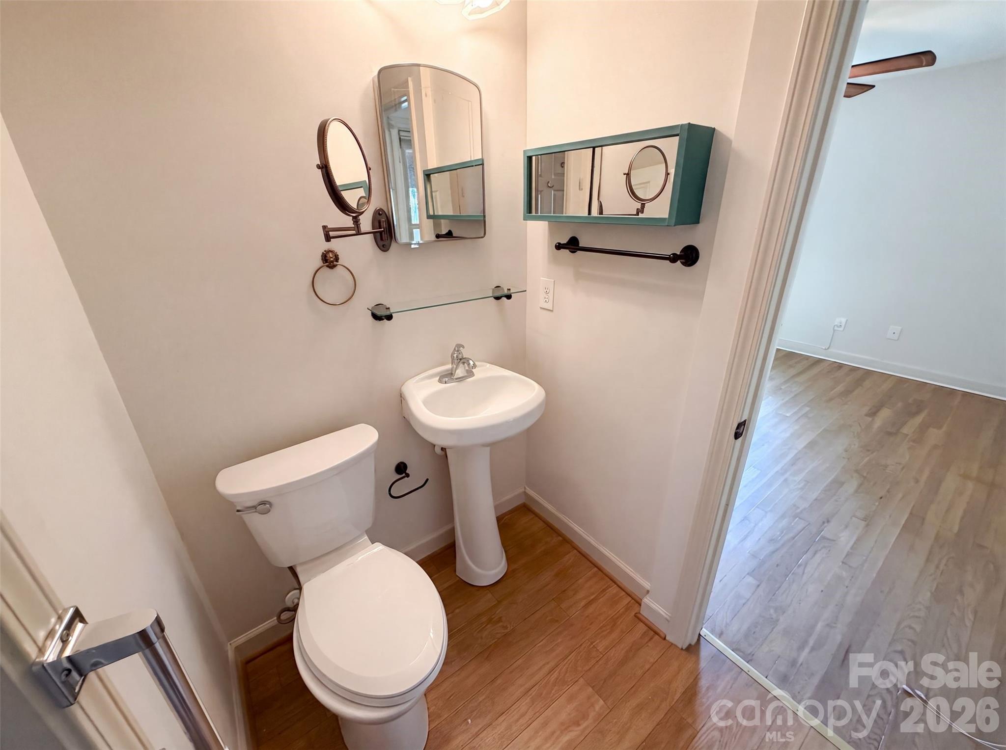 713 Ridgedale Court Property Photo 17