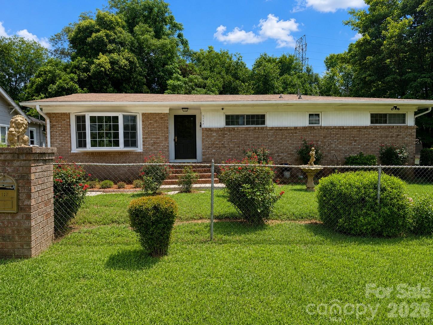1117 Opal Street Property Photo 1