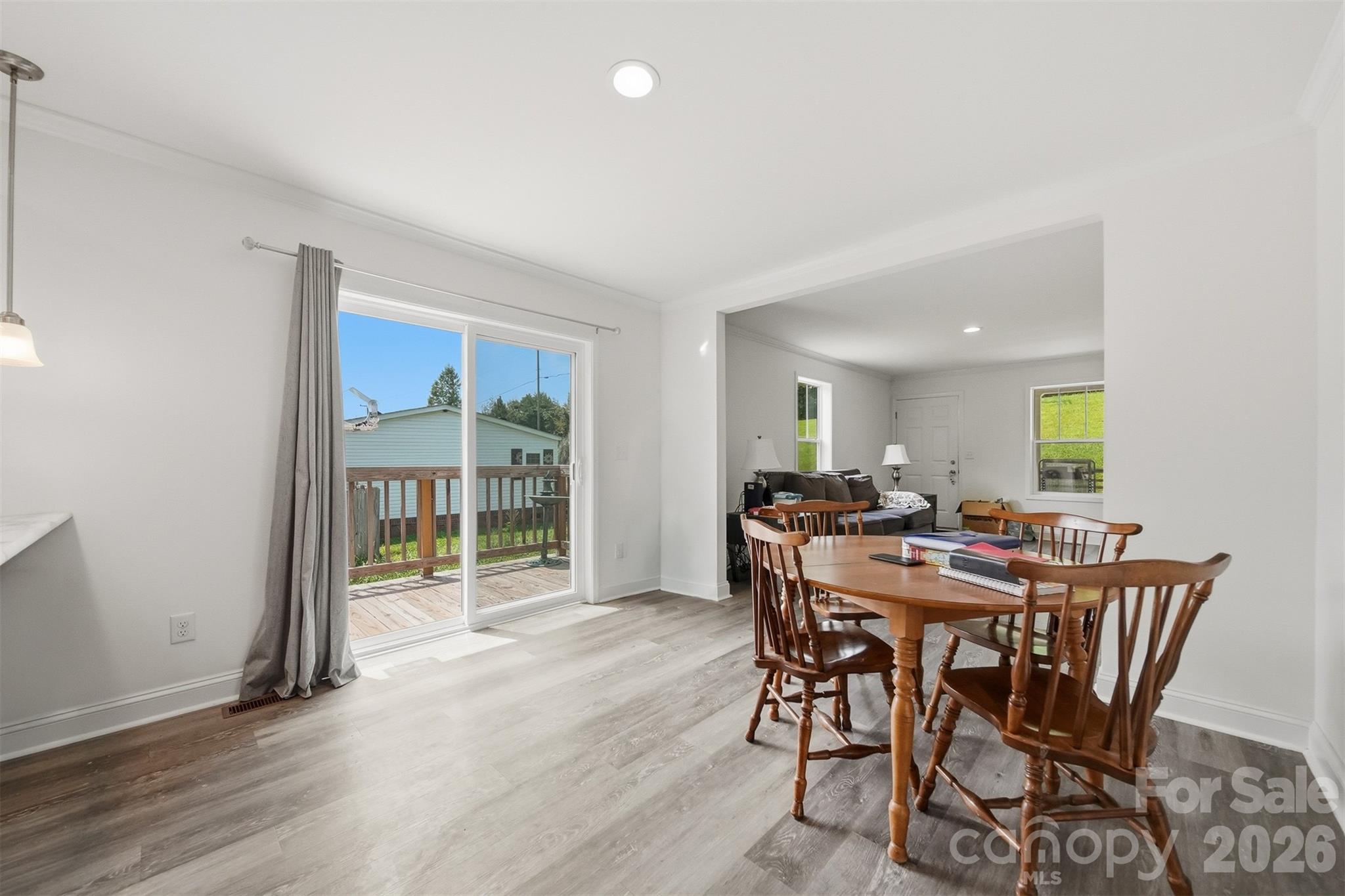 507 Hopewell Road Property Photo 8