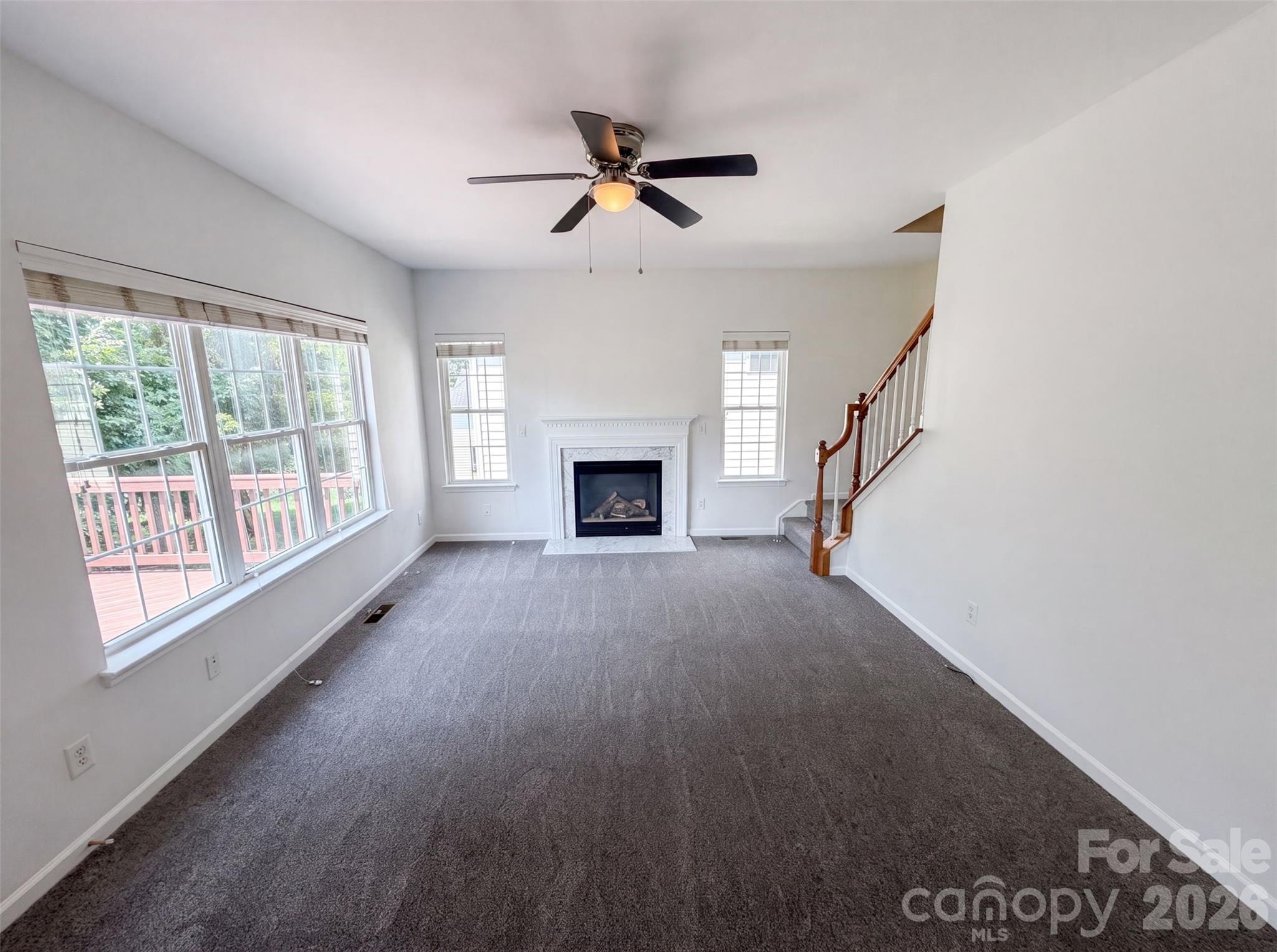 2318 Phlox Court Property Photo 9