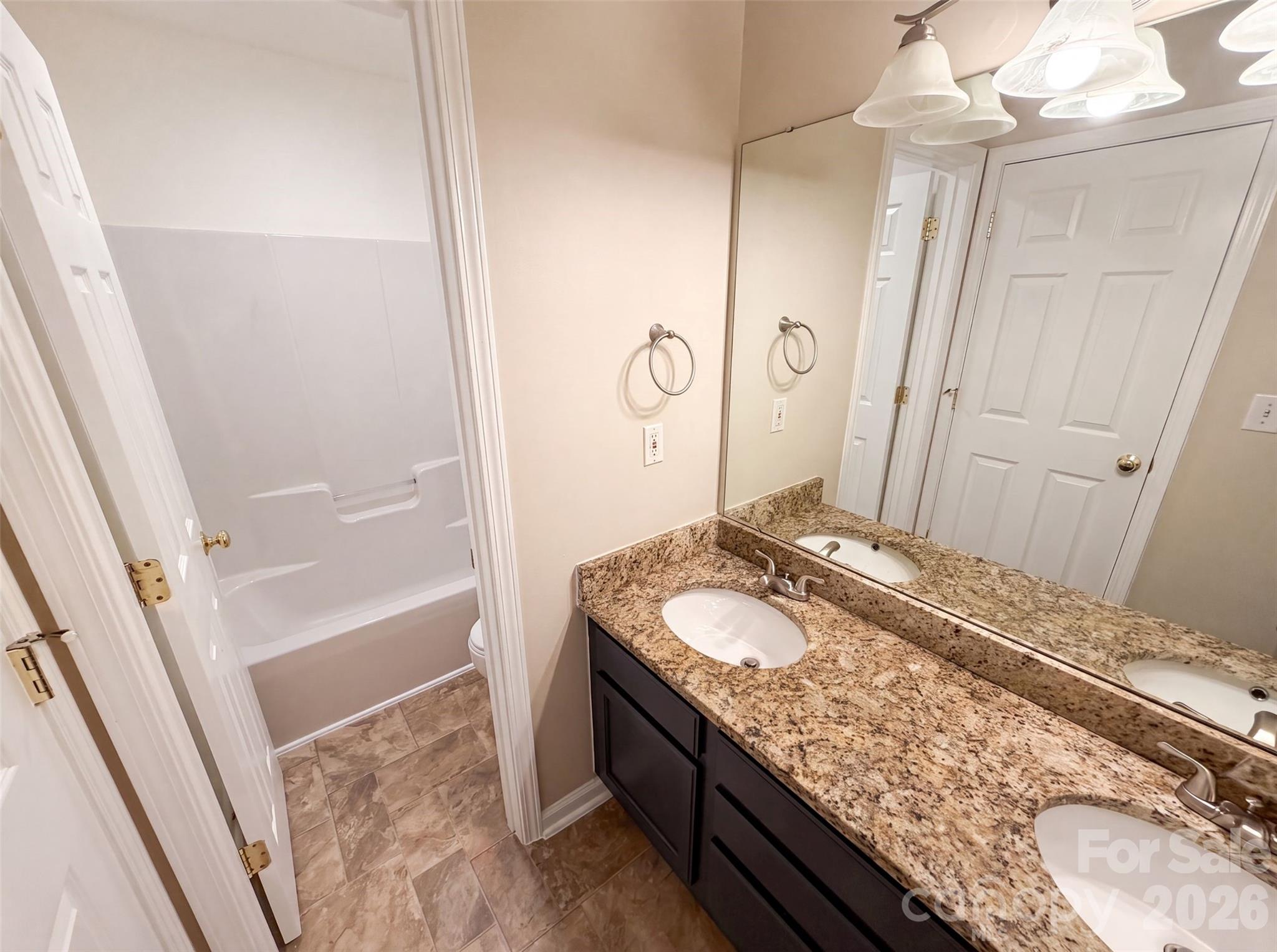 2318 Phlox Court Property Photo 24