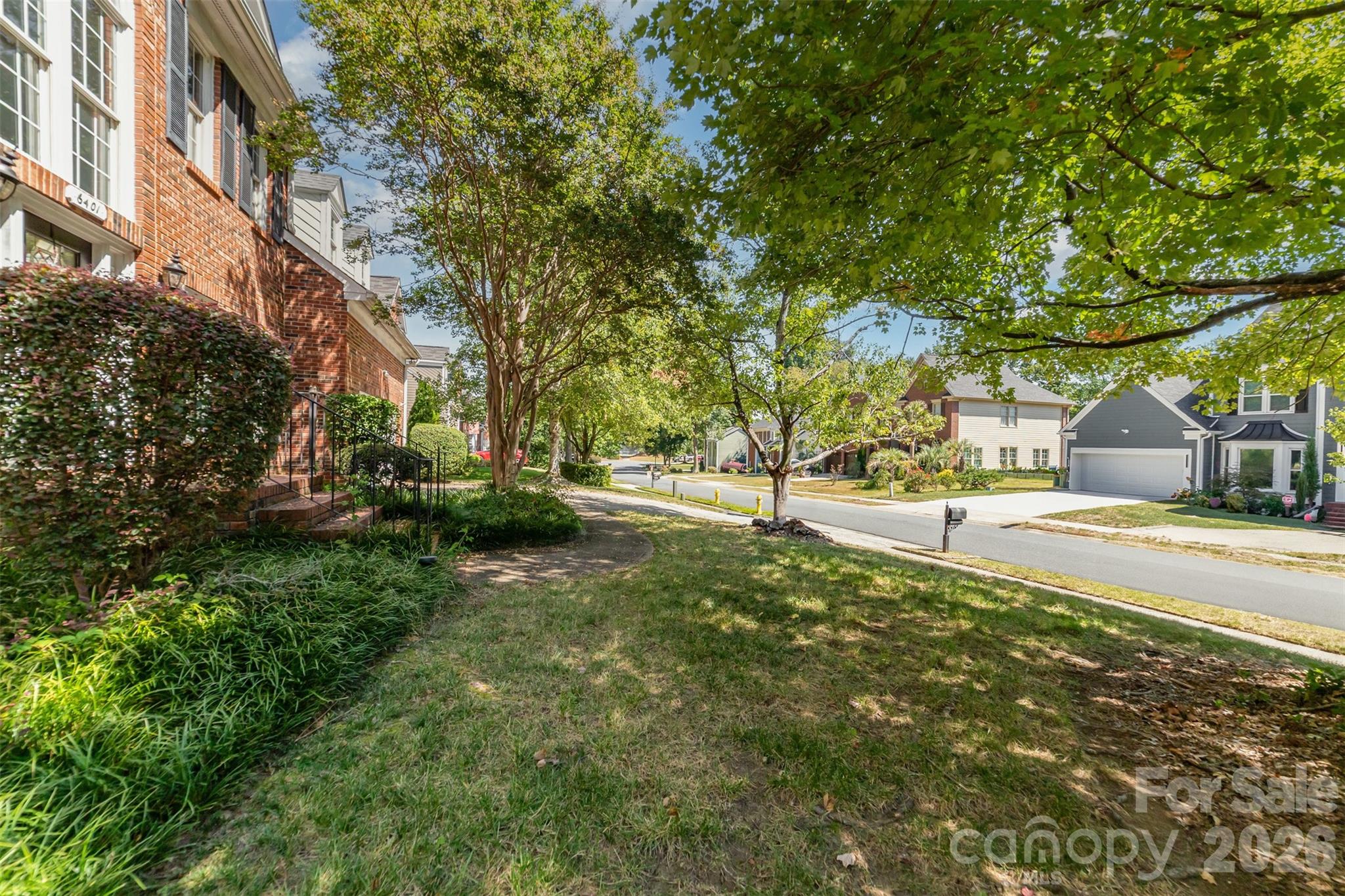 6401 Morningsong Lane Property Photo 3