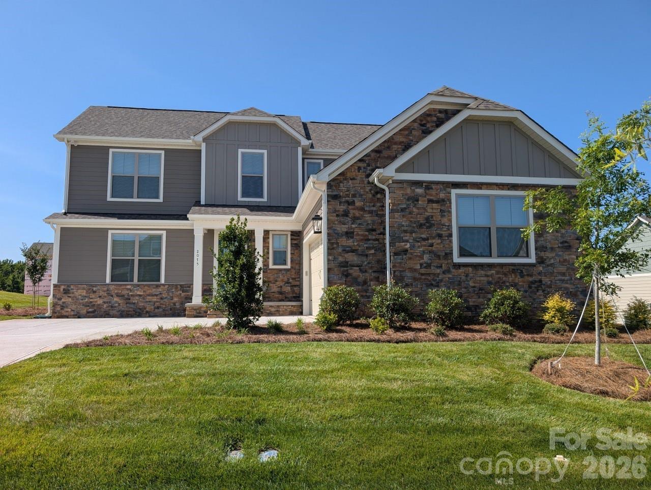 2075 Fordhill Street Property Photo 1