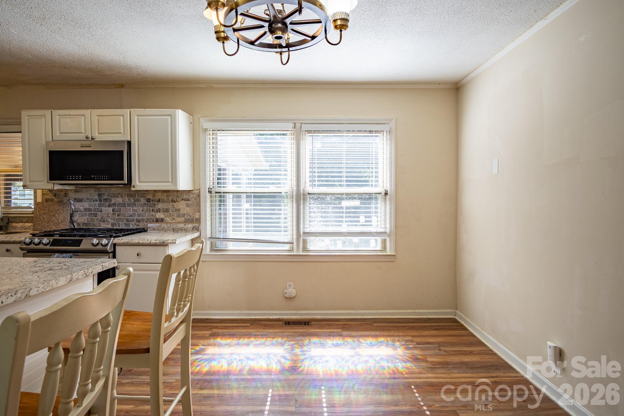 1708 Belmar Drive Property Photo 7