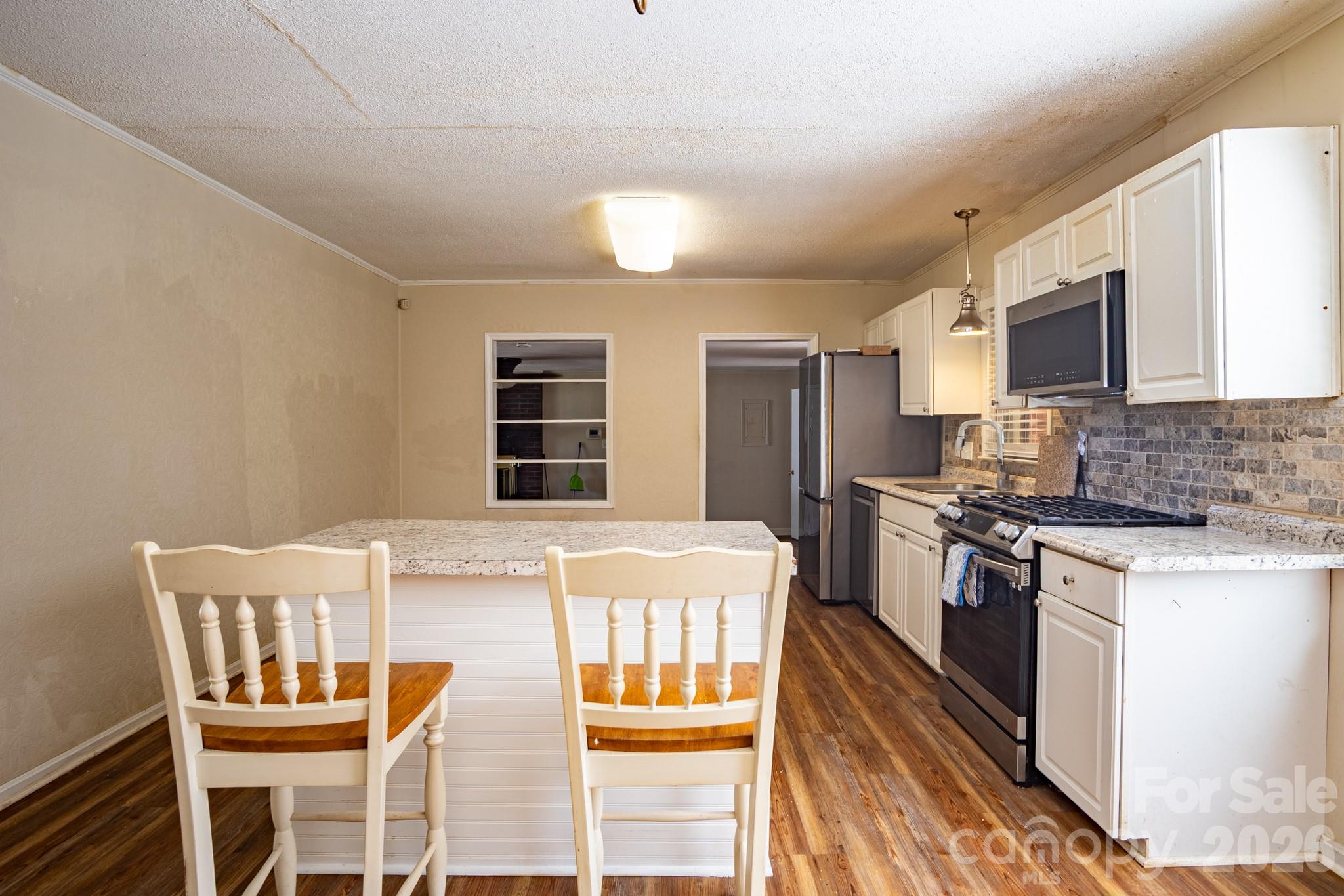 1708 Belmar Drive Property Photo 8