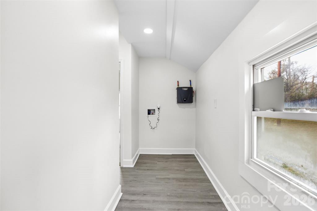 706 Sweeney Street Property Photo 8