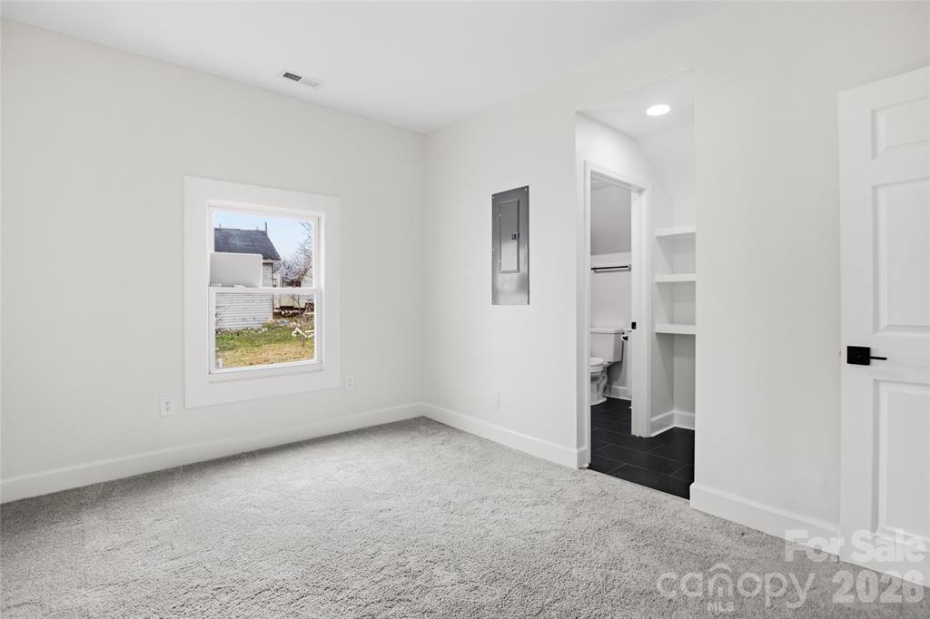 706 Sweeney Street Property Photo 12